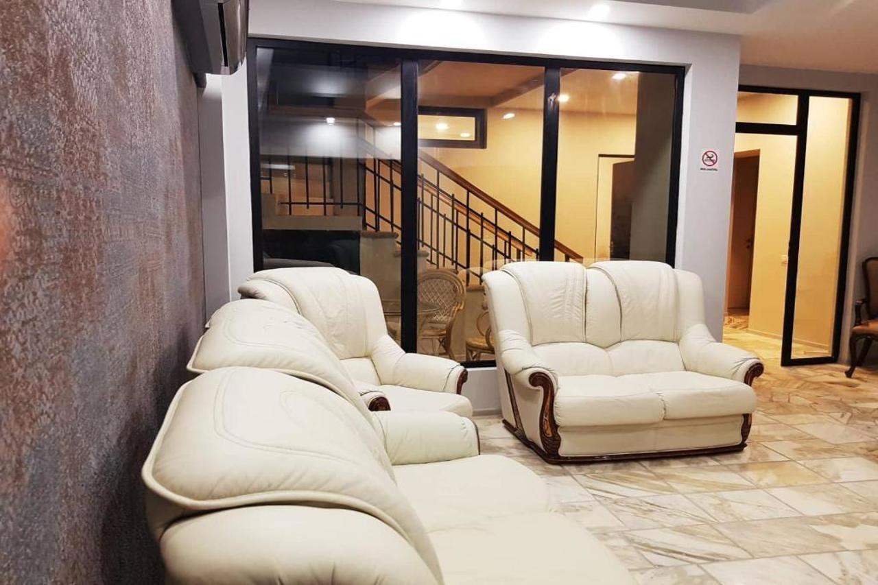 Classic Hotel Tbilisi Luaran gambar