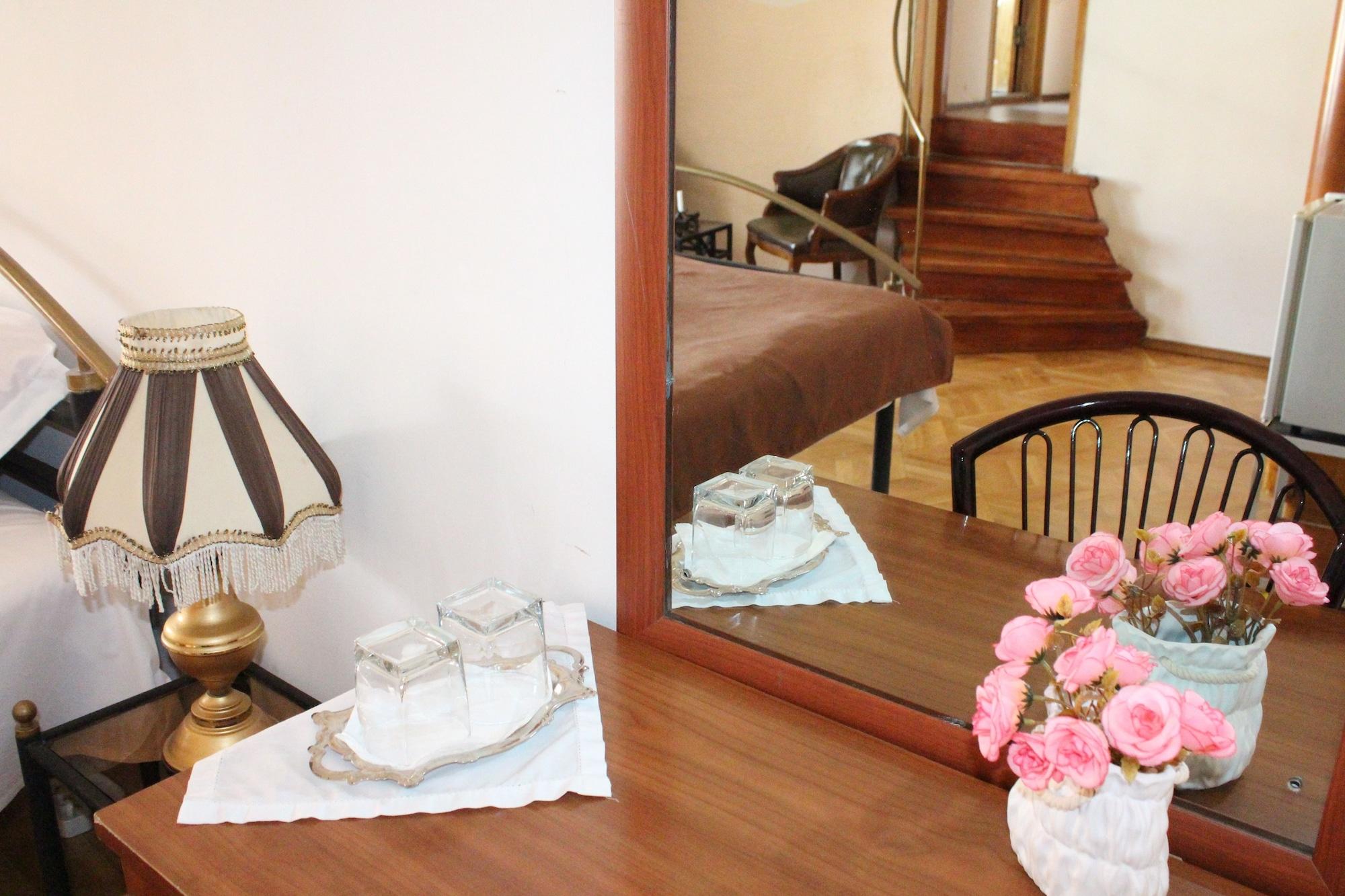 Classic Hotel Tbilisi Luaran gambar